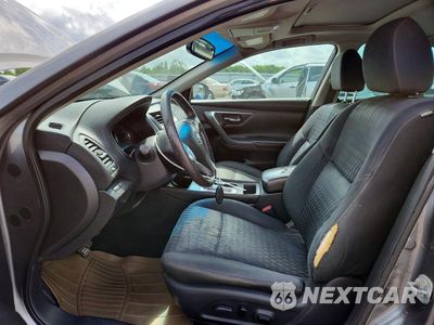 Zdjęcie 7 z 12 samochodu: 2016 NISSAN ALTIMA 2.5 SV VIN:1N4AL3AP5GC251247 - miniatura