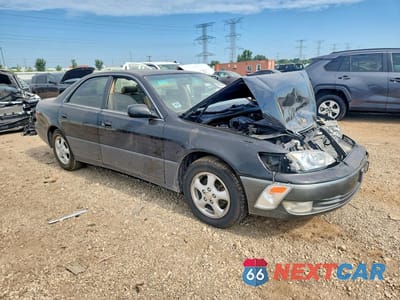 Czwarte zdjęcie samochodu z boku: 1997 LEXUS ES 300 VIN:JT8BF22G3V0056582 - miniatura