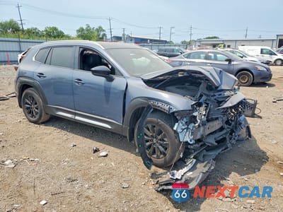 Czwarte zdjęcie samochodu z boku: 2025 MAZDA CX-50 PREMIUM VIN:7MMVABDM3SN333164 - miniatura