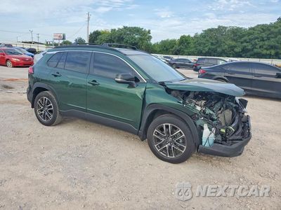 Czwarte zdjęcie samochodu z boku: 2026 TOYOTA COROLLA CROSS XLE VIN:7MUDAAAG2TV170657 - miniatura