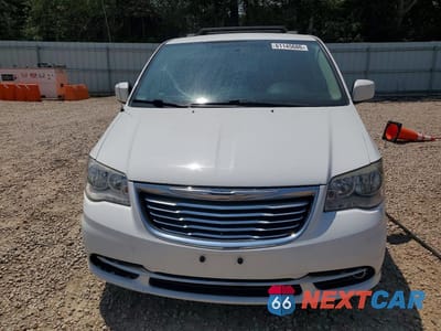Piąte zdjęcie samochodu w środku: 2016 CHRYSLER TOWN & COUNTRY TOURING VIN:2C4RC1BG0GR294725 - miniatura