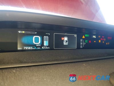 Zdjęcie 9 z 14 samochodu: 2017 TOYOTA PRIUS THREE TOURING VIN:JTDKARFU6H3528186 - miniatura