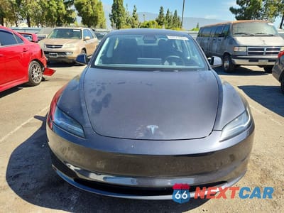 Piąte zdjęcie samochodu w środku: 2024 TESLA MODEL 3 VIN:5YJ3E1EB7RF744692 - miniatura