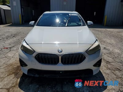 Piąte zdjęcie samochodu w środku: 2020 BMW 228XI VIN:WBA73AK0XL7F50214 - miniatura
