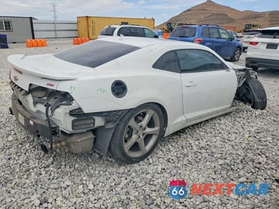 Trzecie zdjęcie samochodu z tyłu: 2015 CHEVROLET CAMARO LT VIN:2G1FD1E32F9166325 - miniatura