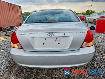 Zdjęcie 6 z 12 samochodu: 2005 HYUNDAI ELANTRA GLS VIN:KMHDN46D15U081526 - miniatura