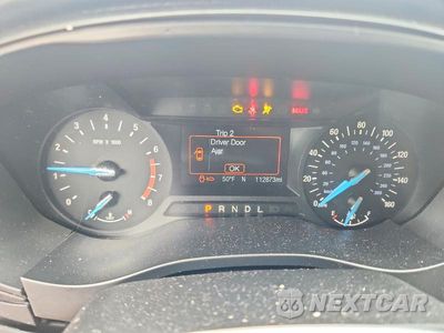 Zdjęcie 9 z 12 samochodu: 2020 FORD FUSION S VIN:3FA6P0G73LR135332 - miniatura