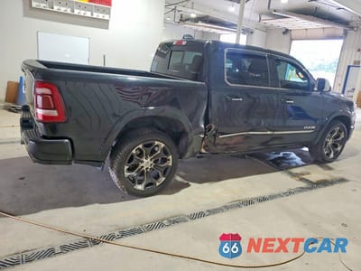 Trzecie zdjęcie samochodu z tyłu: 2019 RAM 1500 LIMITED VIN:1C6SRFHT7KN503165 - miniatura