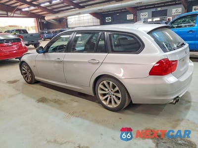 Drugie zdjęcie samochodu z przodu: 2012 BMW 328 XI VIN:WBAUU3C51CA951317 - miniatura