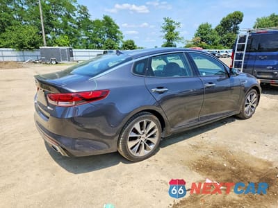Trzecie zdjęcie samochodu z tyłu: 2016 KIA OPTIMA SX VIN:5XXGW4L21GG092360 - miniatura
