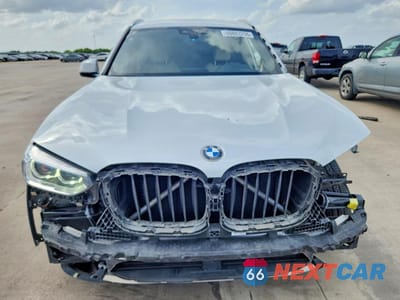 Piąte zdjęcie samochodu w środku: 2021 BMW X3 SDRIVE30I VIN:5UXTY3C00M9D87526 - miniatura