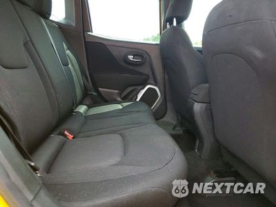 Zdjęcie 10 z 13 samochodu: 2018 JEEP RENEGADE SPORT VIN:ZACCJBAB8JPG97967 - miniatura