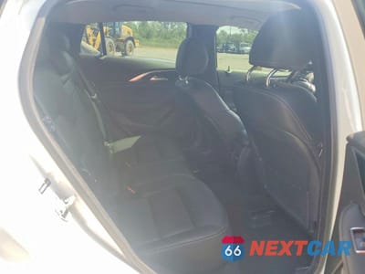 Zdjęcie 11 z 13 samochodu: 2017 INFINITI QX30 PREMIUM VIN:SJKCH5CR0HA031250 - miniatura