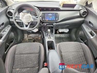 Zdjęcie 8 z 13 samochodu: 2021 NISSAN KICKS SV VIN:3N1CP5CV3ML482987 - miniatura