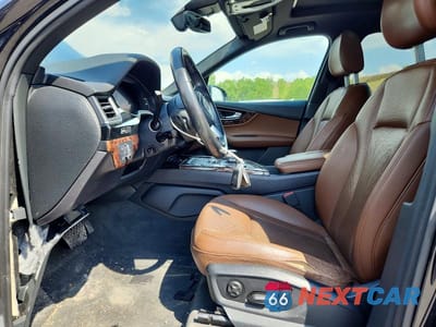 Zdjęcie 7 z 13 samochodu: 2017 AUDI Q7 PREMIUM PLUS VIN:WA1LAAF78HD025442 - miniatura