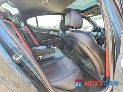 Zdjęcie 10 z 13 samochodu: 2023 GENESIS G70 2.0T VIN:KMTG34TA3PU112443 - miniatura