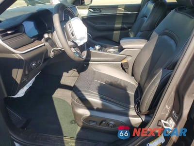 Zdjęcie 7 z 13 samochodu: 2026 JEEP GRAND CHEROKEE LIMITED VIN:1C4RJHBR8TC260860 - miniatura