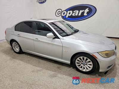 Czwarte zdjęcie samochodu z boku: 2009 BMW 328 I SULEV VIN:WBAPH53509A433916 - miniatura