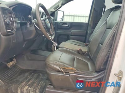 Zdjęcie 7 z 12 samochodu: 2020 CHEVROLET SILVERADO C2500 HEAVY DUTY VIN:1GC4WLEY5LF324899 - miniatura