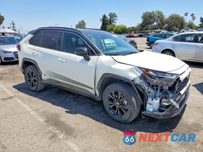 Czwarte zdjęcie samochodu z boku: 2022 TOYOTA RAV4 XSE VIN:4T3E6RFV4NU092289 - miniatura