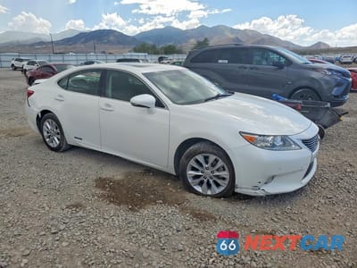 Czwarte zdjęcie samochodu z boku: 2013 LEXUS ES 300H VIN:JTHBW1GG2D2010134 - miniatura
