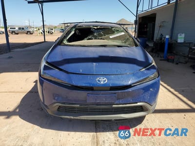 Piąte zdjęcie samochodu w środku: 2023 TOYOTA PRIUS LE VIN:JTDACAAU4P3001499 - miniatura