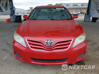 Piąte zdjęcie samochodu w środku: 2011 TOYOTA CAMRY LE VIN:4T1BF3EK1BU744667 - miniatura
