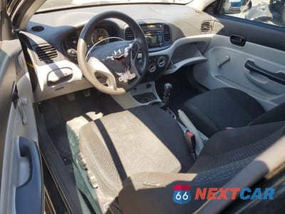 Zdjęcie 8 z 14 samochodu: 2008 HYUNDAI ACCENT GS VIN:KMHCM36C48U086031 - miniatura
