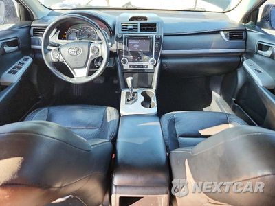 Zdjęcie 8 z 12 samochodu: 2014 TOYOTA CAMRY SE VIN:4T1BF1FK9EU415447 - miniatura