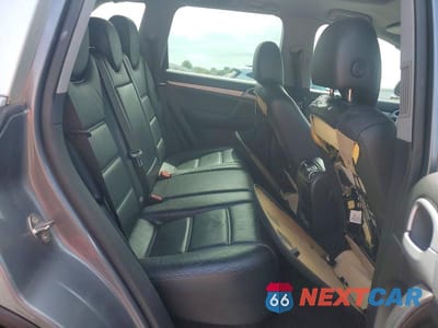 Zdjęcie 11 z 13 samochodu: 2006 PORSCHE CAYENNE VIN:WP1AA29P96LA28303 - miniatura