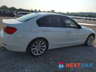 Trzecie zdjęcie samochodu z tyłu: 2015 BMW 320 I XDRIVE VIN:WBA3C3G56FNT51771 - miniatura