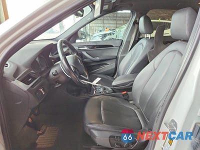 Zdjęcie 7 z 12 samochodu: 2019 BMW X1 SDRIVE28I VIN:WBXHU7C5XK5L11662 - miniatura