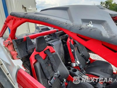 Zdjęcie 9 z 10 samochodu: 2025 CAN-AM MAVERICK X3 UTILITY VEHICLE VIN:3JBVDAV40SE000492 - miniatura