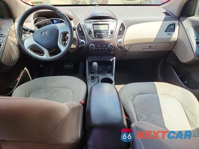 Zdjęcie 8 z 13 samochodu: 2012 HYUNDAI TUCSON GL VIN:KM8JT3AB0CU489411 - miniatura