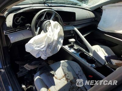 Zdjęcie 8 z 12 samochodu: 2025 HYUNDAI ELANTRA LIMITED VIN:KMHLP4DG6SU983961 - miniatura