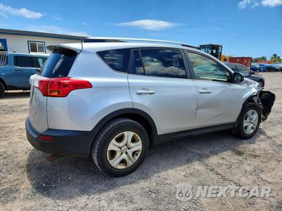 Trzecie zdjęcie samochodu z tyłu: 2015 TOYOTA RAV4 LE VIN:JTMZFREV6FJ032713 - miniatura