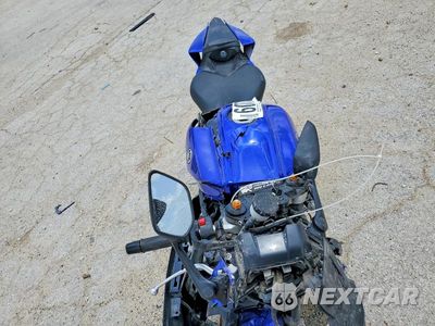 Piąte zdjęcie samochodu w środku: 2024 YAMAHA YZFR7 VIN:JYARM38EXRA013743 - miniatura