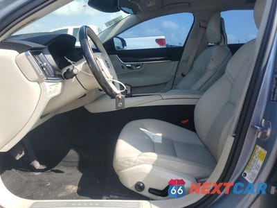 Zdjęcie 7 z 12 samochodu: 2018 VOLVO S90 T5 MOMENTUM VIN:LVY982AK4JP007224 - miniatura
