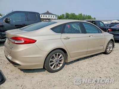 Trzecie zdjęcie samochodu z tyłu: 2017 FORD FUSION SE HYBRID VIN:3FA6P0LU8HR323380 - miniatura