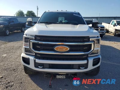 Piąte zdjęcie samochodu w środku: 2022 FORD F350 SUPER DUTY VIN:1FT8W3BTXNEC43268 - miniatura