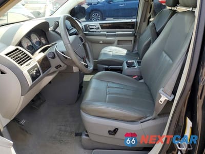 Zdjęcie 7 z 13 samochodu: 2010 DODGE GRAND CARAVAN SXT VIN:2D4RN5DX9AR333613 - miniatura