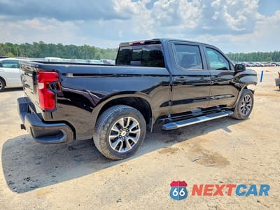 Trzecie zdjęcie samochodu z tyłu: 2021 CHEVROLET SILVERADO K1500 RST VIN:3GCUYEEL8MG315897 - miniatura