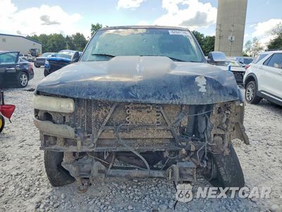 Piąte zdjęcie samochodu w środku: 2001 CHEVROLET SILVERADO K2500 HEAVY DUTY VIN:1GCHK23U61F116051 - miniatura