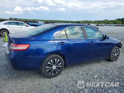 Trzecie zdjęcie samochodu z tyłu: 2010 TOYOTA CAMRY BASE VIN:4T1BF3EK7AU539790 - miniatura