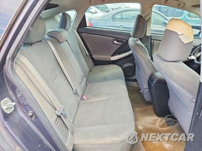 Zdjęcie 10 z 12 samochodu: 2013 TOYOTA PRIUS ONE VIN:JTDKN3DU0D5557346 - miniatura