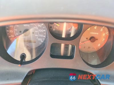 Zdjęcie 9 z 13 samochodu: 1998 TOYOTA RAV4 VIN:JT3GP10V0W0032102 - miniatura
