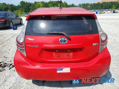 Zdjęcie 6 z 12 samochodu: 2013 TOYOTA PRIUS C THREE VIN:JTDKDTB30D1041637 - miniatura