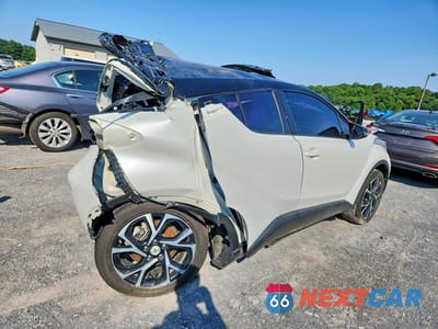 Trzecie zdjęcie samochodu z tyłu: 2019 TOYOTA C-HR XLE VIN:NMTKHMBX0KR080840 - miniatura