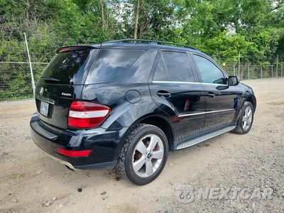 Trzecie zdjęcie samochodu z tyłu: 2010 MERCEDES-BENZ ML 350 4MATIC VIN:4JGBB8GB9AA533688 - miniatura