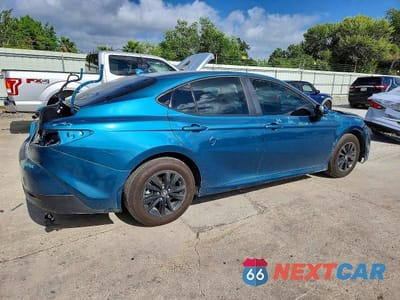 Trzecie zdjęcie samochodu z tyłu: 2026 TOYOTA CAMRY LE VIN:4T1DAACK6TU732062 - miniatura